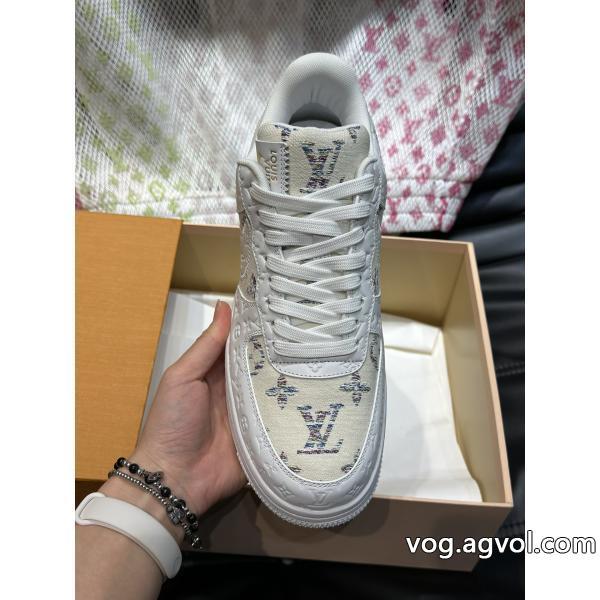 激安 ブランド限定SALE新商品☆完売必至LOUIS VUITTONスニーカー