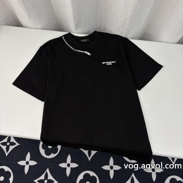 GIVENCHY偽 ブランド 販売半袖Tシャツ一生モノ夏に必須の定番アイテム