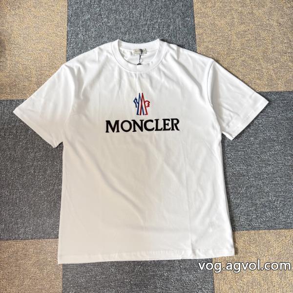 大幅に値下げ品良くおしゃれ半袖Tシャツスーパー コピー 通販 優良MONCLER