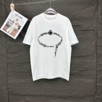 定番の人気商品2026年の2026に着たい偽 ブランド 購入プラダ半袖Tシャツ