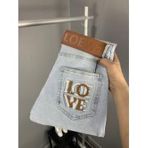 LOEWEスーパー コピー 販売ジーンズ着まわし力抜群独特の存在感