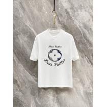 コピー ブランド半袖Tシャツ爆発的人気都会的な印象のスタイルLOUIS VUITTON