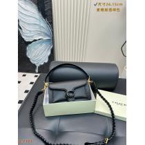 今季はファション感漂う定番人気偽物 ブランド 販売バッグCOACH