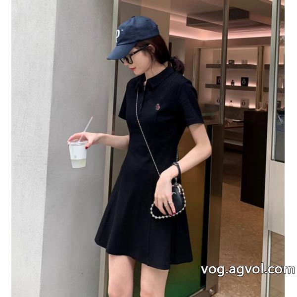 万能アイテム完売目前MONCLERコピー ブランド 通販ワンピース