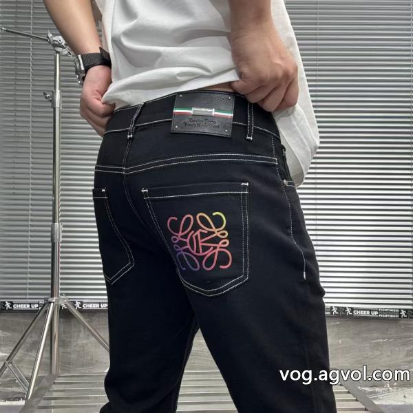 スーパー ブランド コピージーンズLOEWE2026大人気リラックス感急上昇