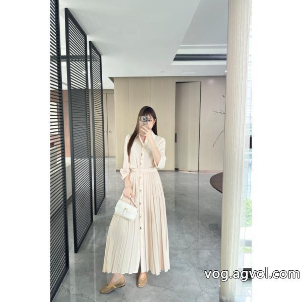 ワンピースLOUIS VUITTONブランド コピー 販売 素敵なデザイン今季流行りの人気新作