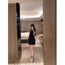 激安 ブランドMONCLERシンプルなデザイン長く愛用出来る一品ワンピース