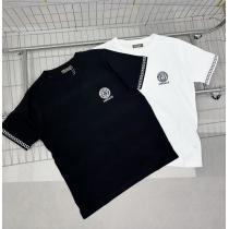 VERSACEブランド 品 コピー快適な履き心地爽やかな色合い半袖Tシャツ