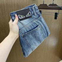 偽 ブランド 通販夏の最新ファッション大人な印象が溢れ出るジーンズFENDI
