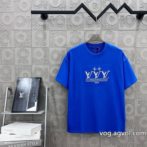 コピー 商品 販売独特の存在感著名人愛用ルイ ヴィトン半袖Tシャツ