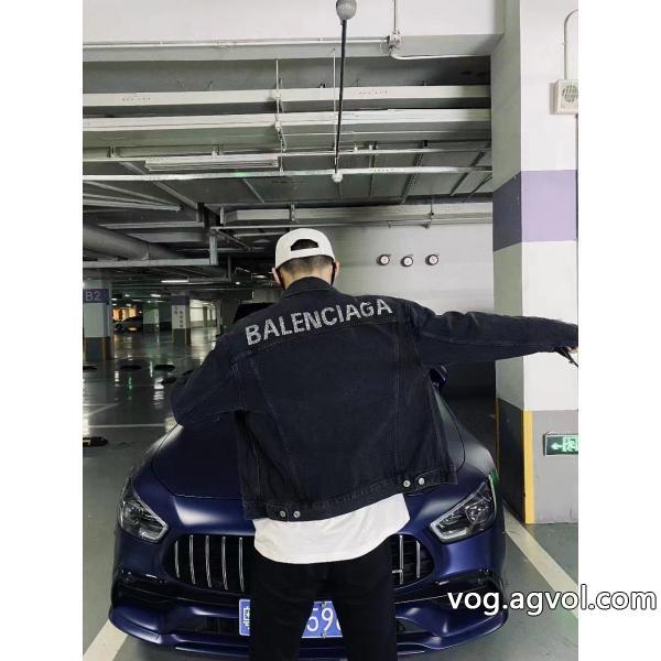 コピー 商品 ブランド透け感の持つ涼しげな印象NEW!国内完売balenciagaコート