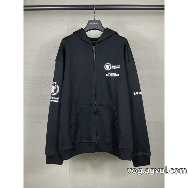 キュートな印象お洒落な印象にコピー ブランド 通販balenciagaパーカー