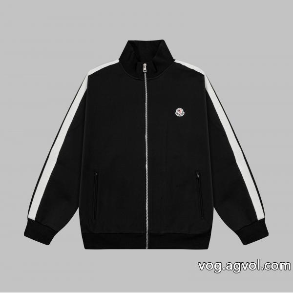 コートブランド フェイク2026年春の新作コレクション涼しげな印象のMONCLER