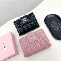 スーパー コピー ブランド 通販MIUMIU着心地良く人気ブランド財布