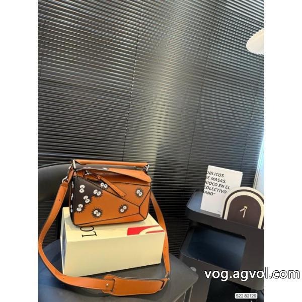 LOEWEバッグブランド 偽物 激安人気ブランド大人OK2026SS