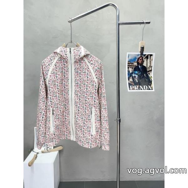 ARMANIコート激安 通販 専門適度な光沢感があり限定生産品
