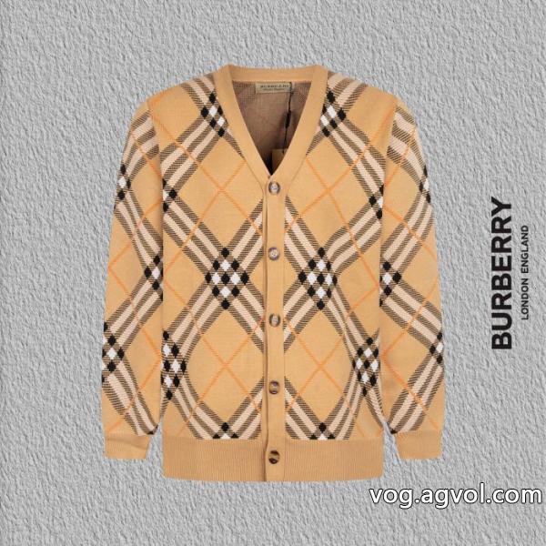 BURBERRYバーバリーのストライプニットカーディガンコート