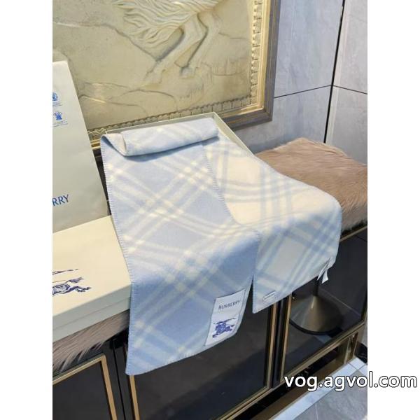 最新Burberryカシミヤウール混紡マフラー