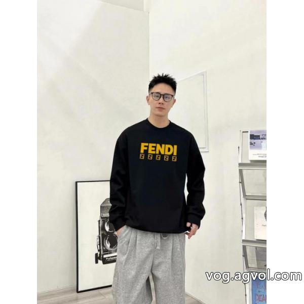 スーパー コピー 品完売前に周りの視線を圧倒する新作長袖TシャツFENDI