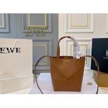 ブランド コピー 販売バッグ最高級ランクロゴが素敵LOEWE