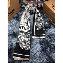 日本未上陸のブランド高級感が溢れたBURBERRYマフラーコピー ブランド 通販
