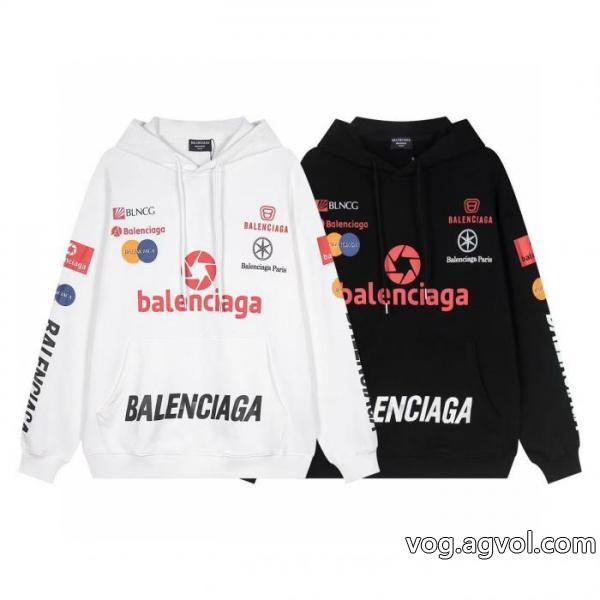パーカーbalenciaga偽物 ブランド必需品映え度MAX