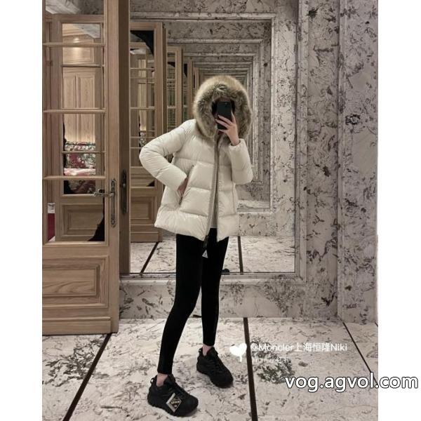 MONCLER25秋冬の新作フード取り外し可能な女性用ダウンジャケット