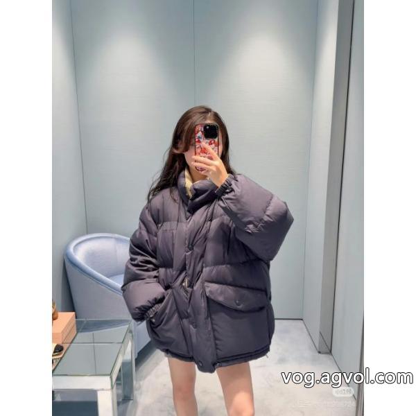 Miumiu 2026新品スタンドカラーリバーシブルダウンジャケット