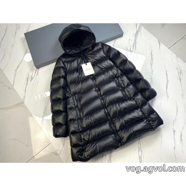 数量限定奇跡の入荷 スタイリッシュ 格好良いアイテムダウンジャケットMONCLERブランド フェイク