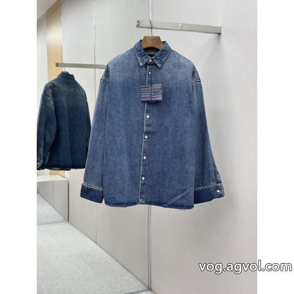 PRADAコート激安大特価定番人気 話題の新作到着 激レアアイテム偽 ブランド 販売