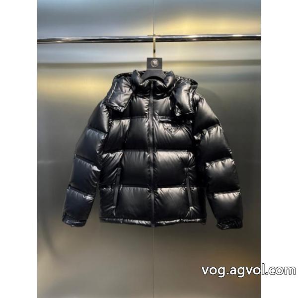 PRADA偽 ブランド注目なアイテム お洒落さんの愛用率が高い 激安上品ダウンジャケット