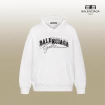 BALENCIAGAの新潮流クラシックパーカー