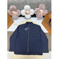 LOUIS VUITTON新作MONOGRAMキルティングジャケット風シャツ
