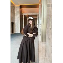 PRADA激安 通販 専門店限定特大セール 新作人気 秋冬のトレンドセット