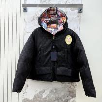 ダウンジャケットデイリーに使いたい！ 海外限定!! 先行販売LOUIS VUITTON偽物 ブランド