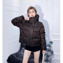 フェンディコピー 商品 通販ダウンジャケット華やかな印象 数量限定☆2026SS 男女共用