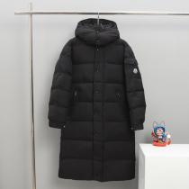ブランド 偽物ダウンジャケットMONCLER人気商品登場 透け感新作がイチ推し 定番人気のカラー