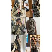 都会的な印象 人気セール250%新品 今季超人気新作登場ブランド 偽物 通販マフラーロエベ