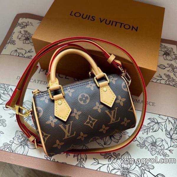 バッグ偽 ブランドLOUIS VUITTON上品な印象 高級素材 トップトレンド2026