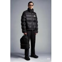 ダウンジャケットMONCLERコピー ブランド 販売大人気！送料込 2026定番新作 激レア 限定