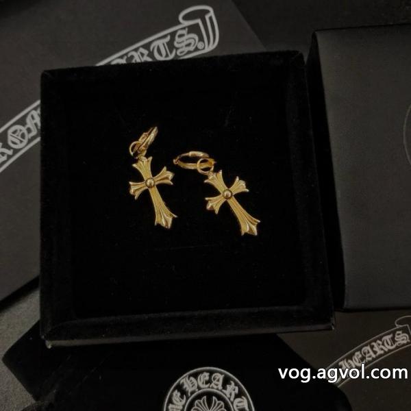 今年のトレンド！ 一番素敵 限定的新作入荷激安 ブランド 通販耳くぎCHROME HEARTS