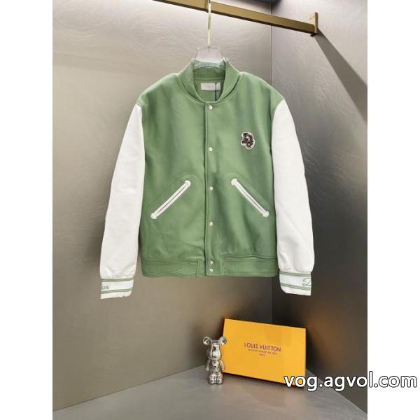 ブランド コピー ショップ26流行り 入荷！ 最新で一目惚れDIORコート