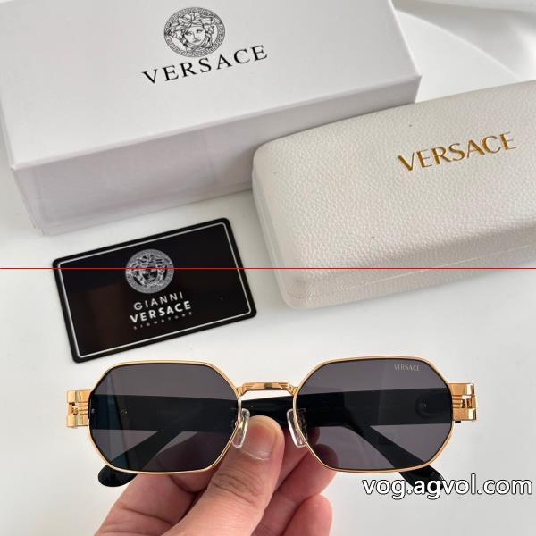 VERSACEブランド スーパー コピー 優良お出掛けに便利 売り切れ必須 精巧な逸品&nbsp;&nbsp;&nbsp;&nbsp;サングラス.