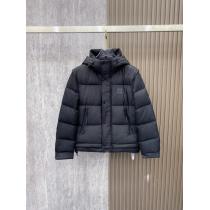 スーパー コピー 販売高級感UP おしゃれ上級者に着 優れたデザインLOUIS VUITTONダウンジャケット