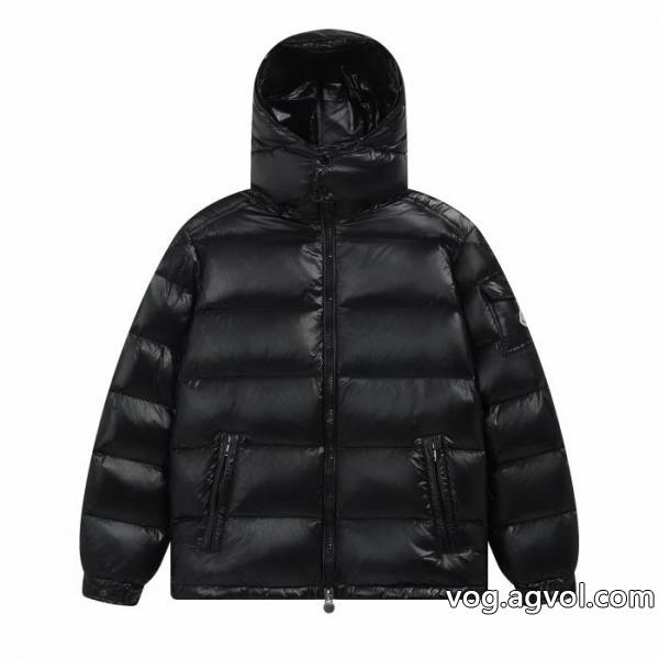 お買い得品  上品可愛い 魅力的ダウンジャケットMONCLERブランド コピー 専門