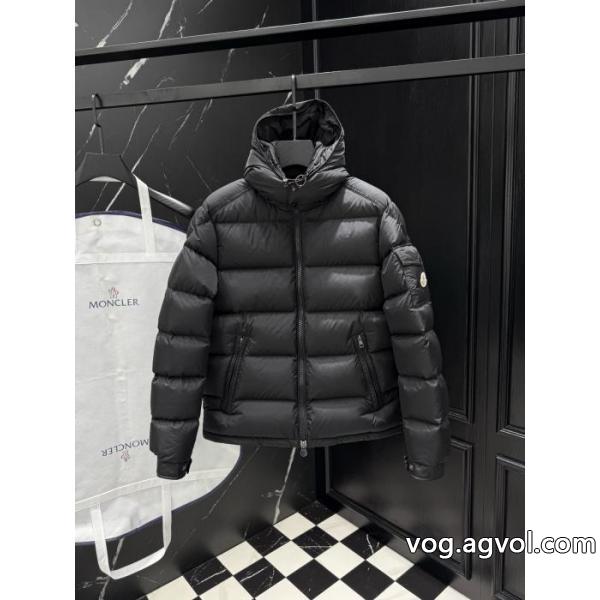ブランド スーパー コピー&nbsp;&nbsp;&nbsp;&nbsp;ダウンジャケットMONCLER大好評 大人気カラー入荷！ 快適な着心地.