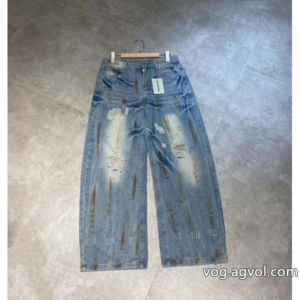 ジーパンブランド コピー バック少数入荷 今季のトレンドクラシックスタイル 男女通用バレンシアガ.