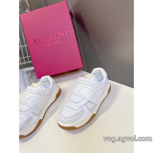 &nbsp;&nbsp;&nbsp;&nbsp;スニーカー激安 通販 ブランド雑誌掲載 国内発 高級感ある 最安値激しい争奪戦VALENTINO.