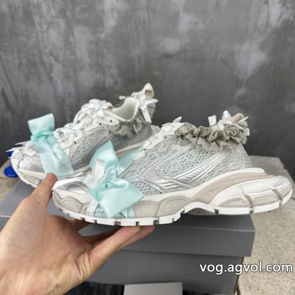 balenciaga&nbsp;&nbsp;&nbsp;&nbsp;スニーカー着心地に 高級感溢る 男女通用ブランド 偽物 激安 通販.