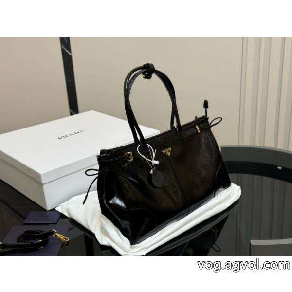 ブランド 偽物 激安雑誌掲載 ファション性の高い 2026 "最新作"店頭入荷&nbsp;&nbsp;&nbsp;&nbsp;バッグPRADA.